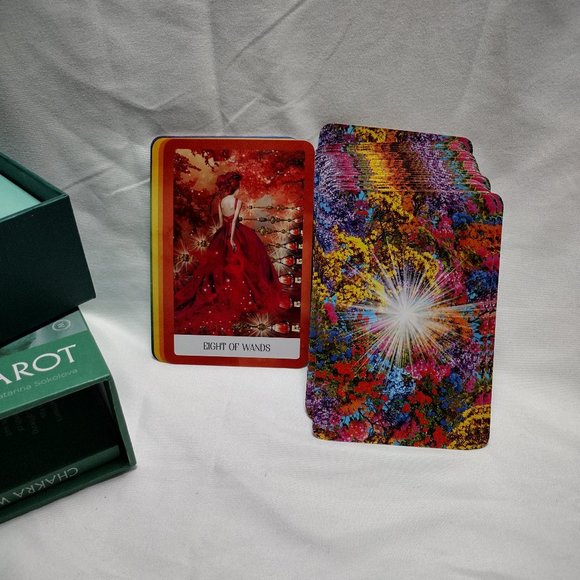 The Chakra Wisdom Tarot - Picture 4 of 9